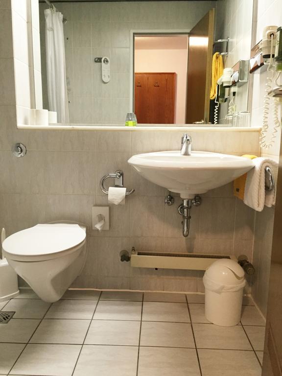 Hotel Ambassador Bonn Pokoj fotografie