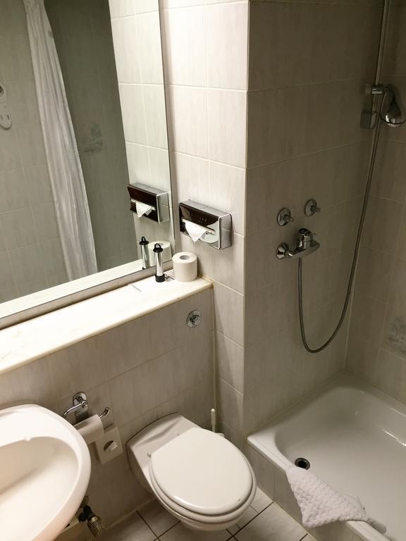 Hotel Ambassador Bonn Pokoj fotografie
