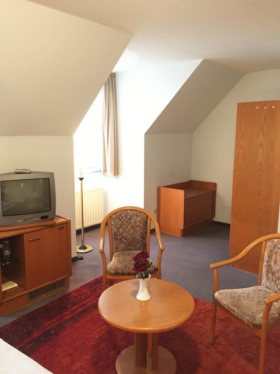 Hotel Ambassador Bonn Pokoj fotografie